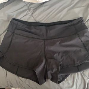 Lululemon speed up short 2.5